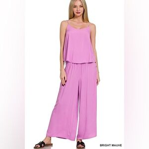 WOVEN CAMI & PANTS 2-PIECE SET
- RELAXED FIT
-
